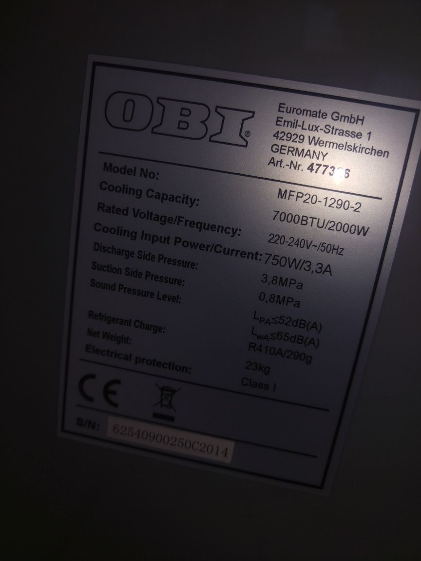 Мобилен климатик OBI 7000BTU пълен комплект 
Комплект с въздухоотвод/т