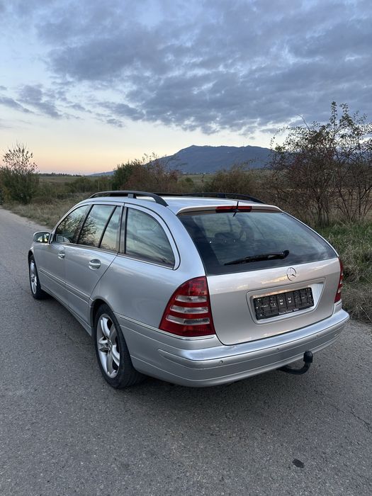 Mercedes W203 320CDI OM642 На Части
