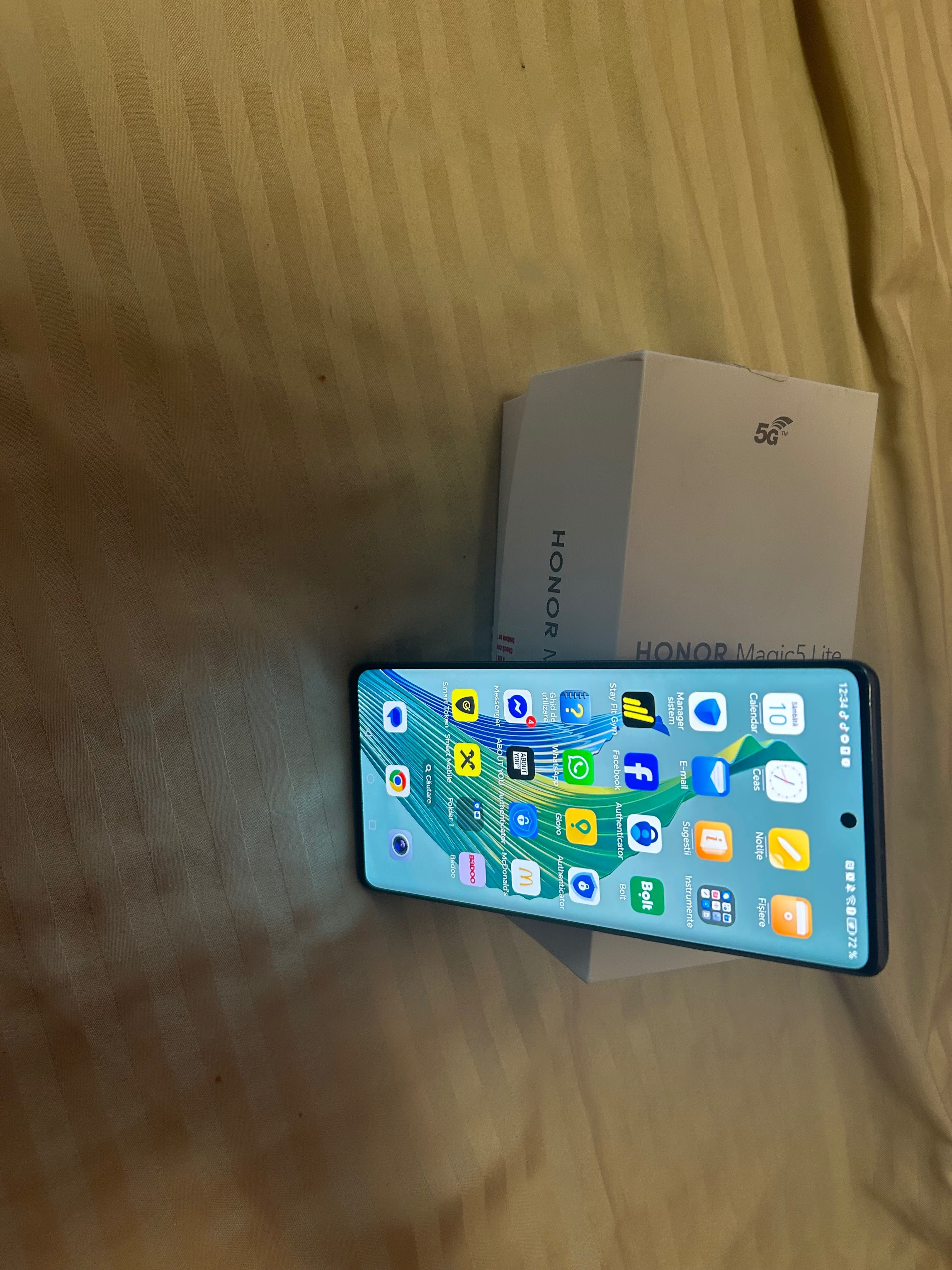 Honor magic 5 lite