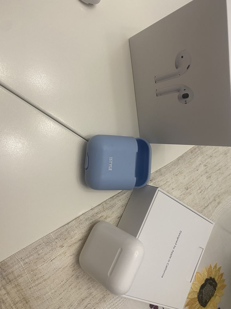 Airpods with charging case