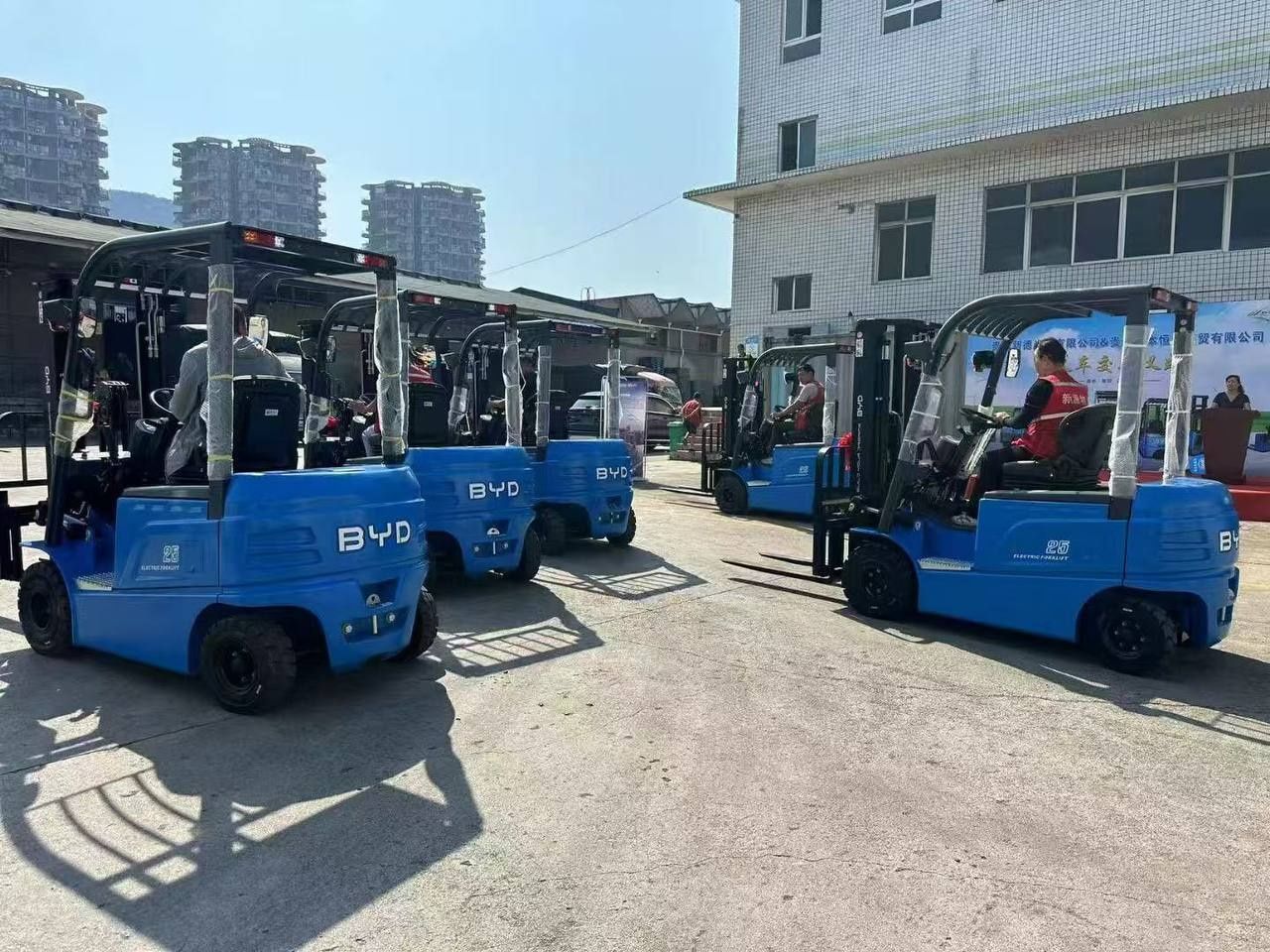 BYD Elektrik kara , электрическая кара BYD