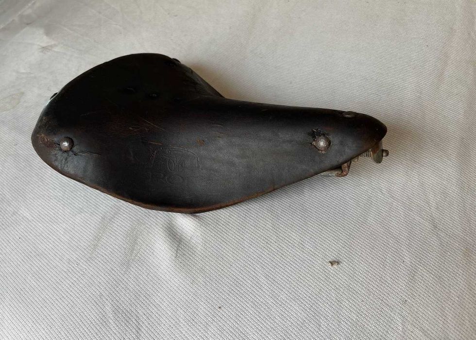 Sah piele - biciklinyereg