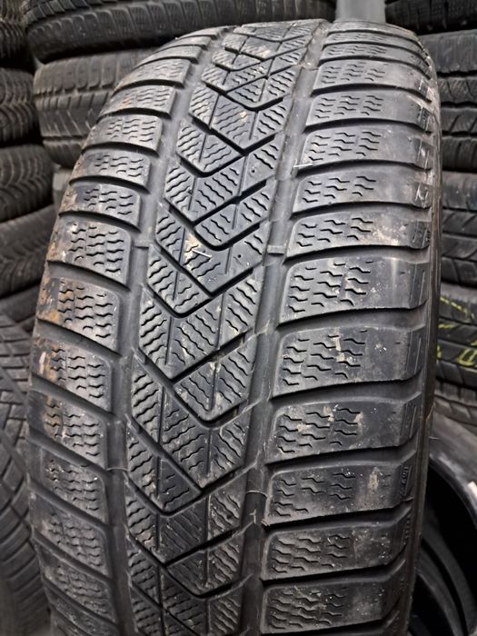 1XAnvelopa second iarna 245 40 R19 Pirelli RFT*