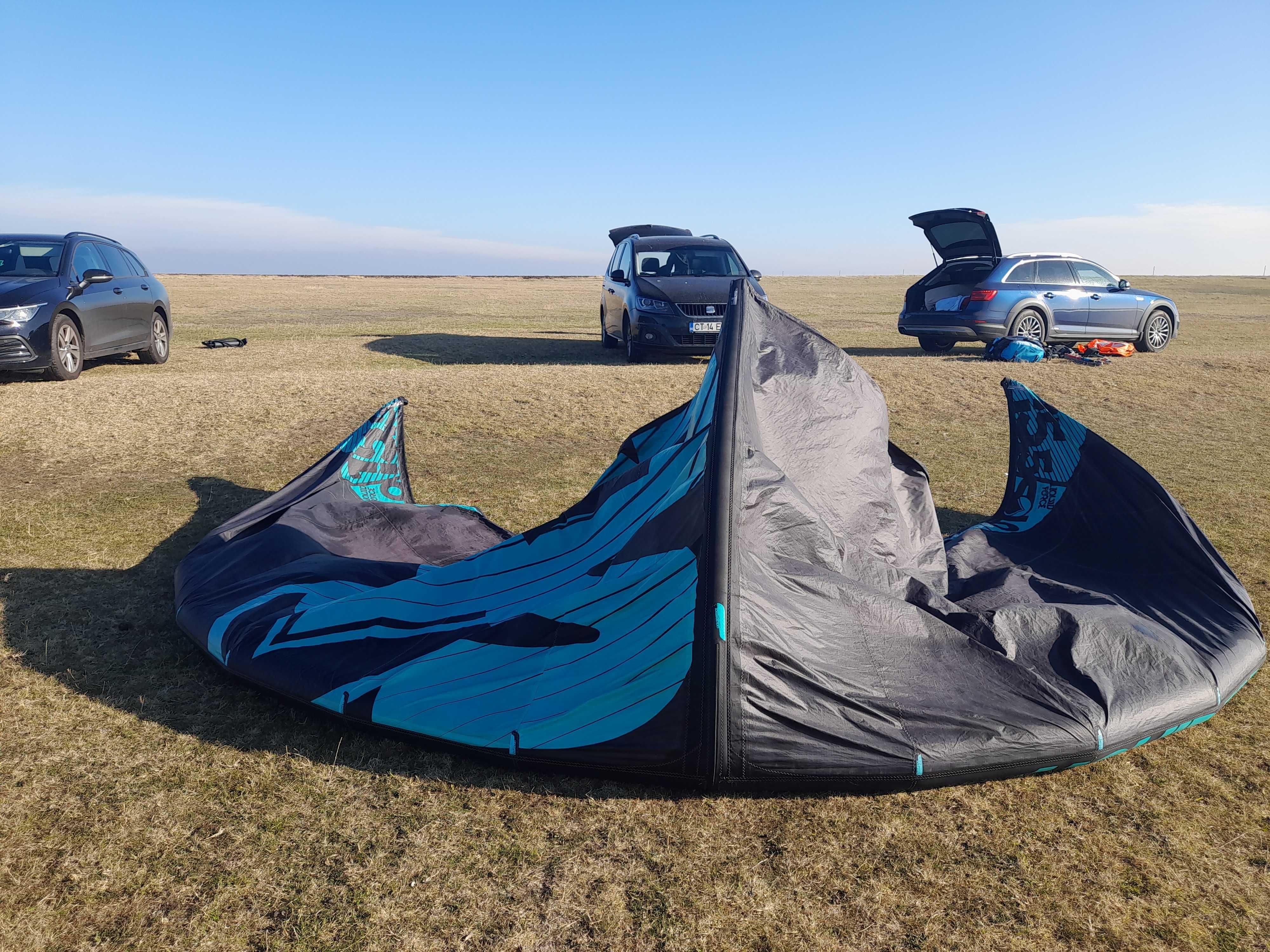 Kitesurf Liquid Force 10,5m-250e  12m-350 e 15.5m-500e  bara-100 e