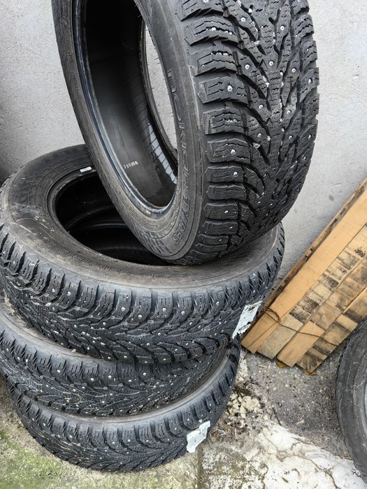 215 65 17" Зимни гуми 9мм грайфер