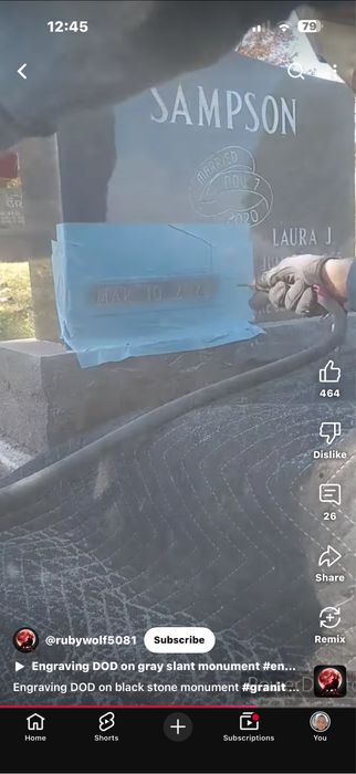 SCRIS pe cruci direct in cimitir / SCRIS monumente cruci