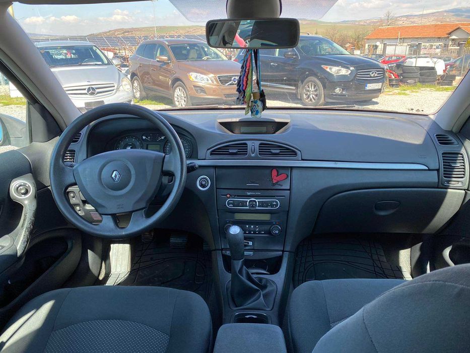 Рено Лагуна 1.6 ХЕЧБЕК 2005г Бензин! Най-здравият  бензинов двигател!