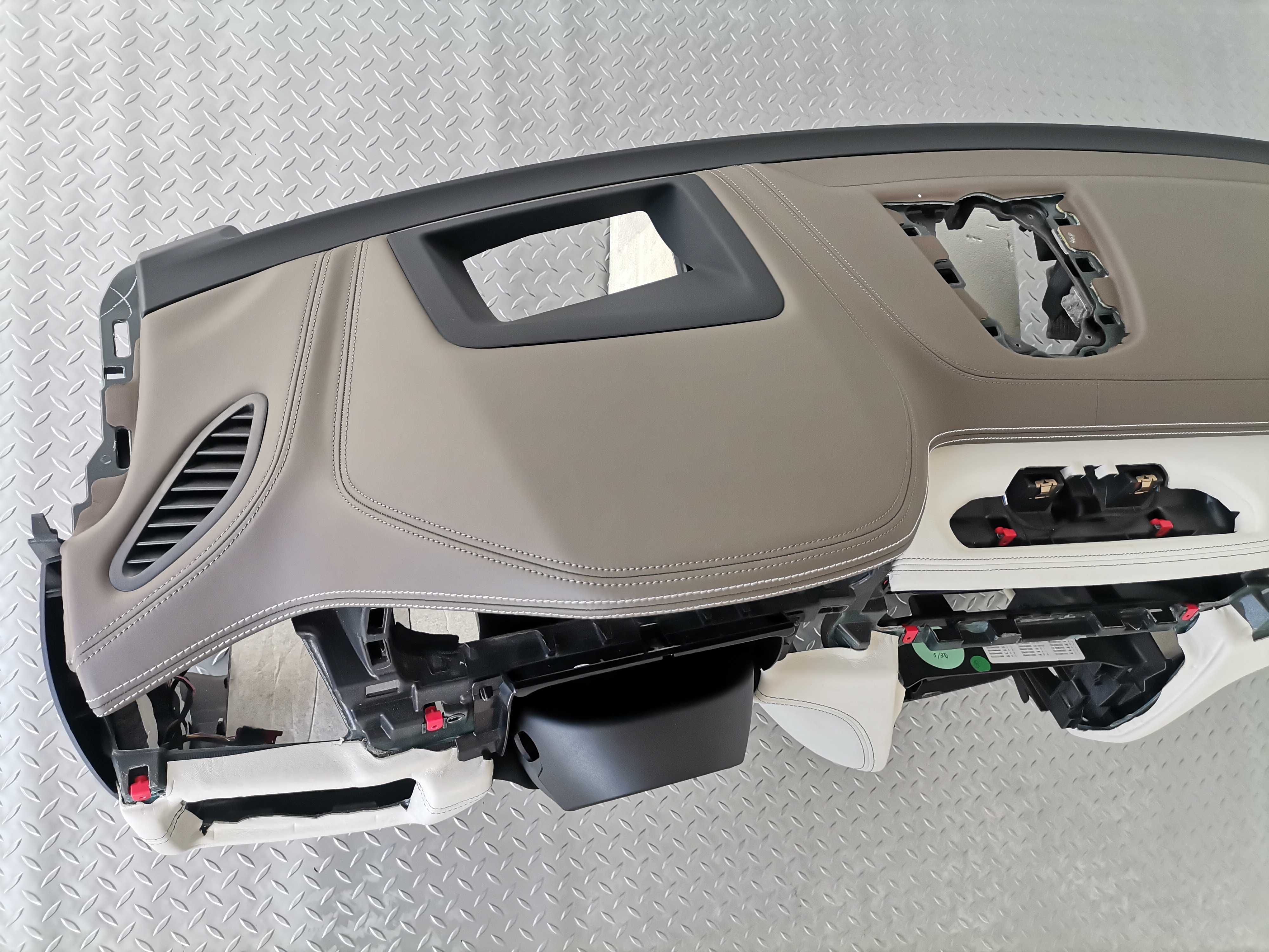 Табло BMW X5 F15 X6 F16 HUD Mocha Nappa Гладка Кожа