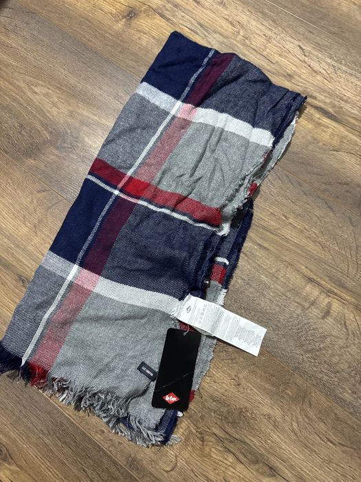 Esarfa barbateasca lee cooper