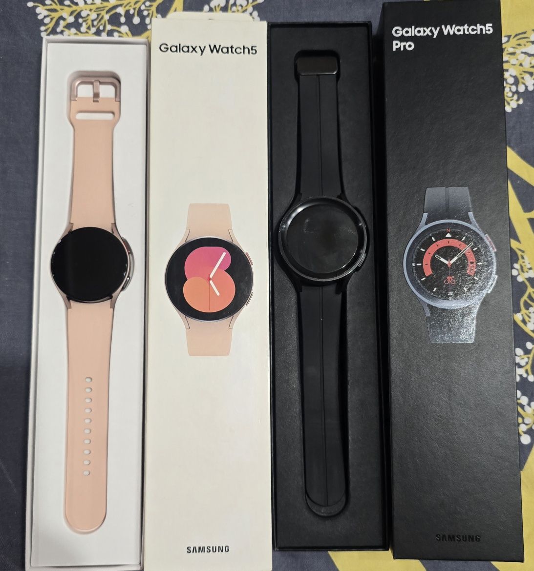 Samsung Watch 5 40 gold & 5 pro 45 bleck