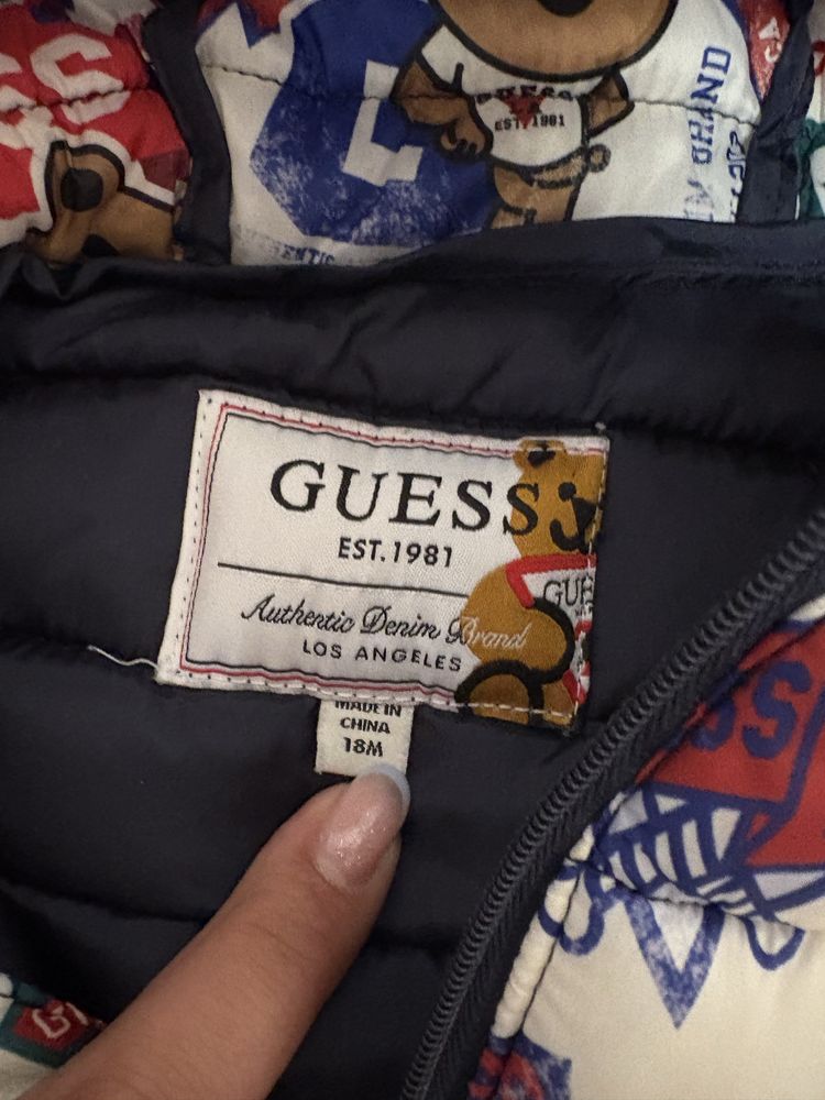 Детско яке Guess 18 М