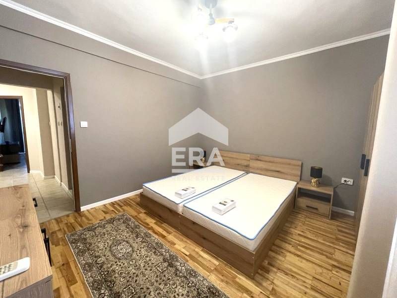 Двустаен, ремонтиран и новообзаведен апартамент под наем, в тухлена сг