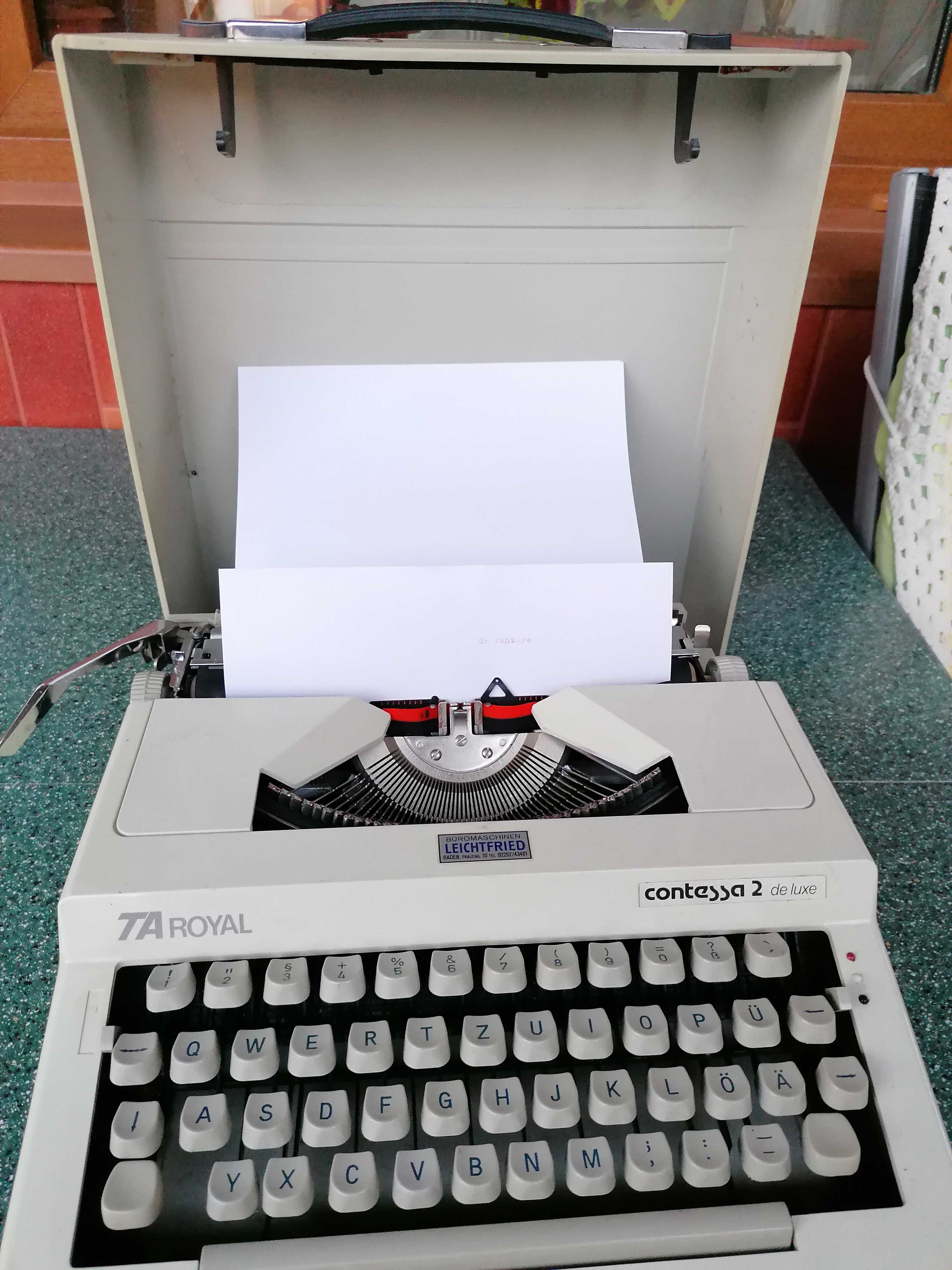 Mașina de scris nemțească în stare foarte buna