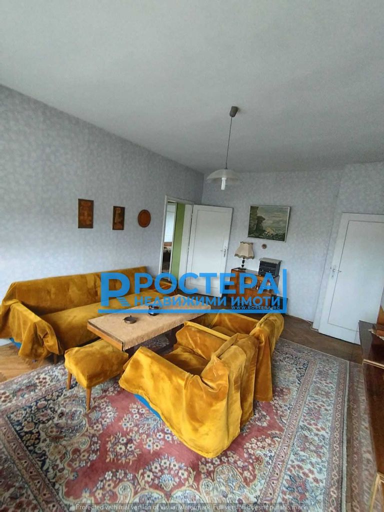 Продава се Четиристаен апартамент в Търговище, Център - 92 кв.м за 992 €/кв.м - Снимка #2