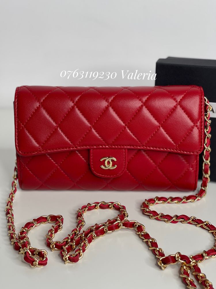 Portofel cu Lant Chanel Lambskin Piele Rosu