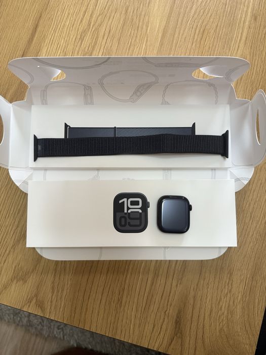 Apple watch 10 GPS JETBLACK