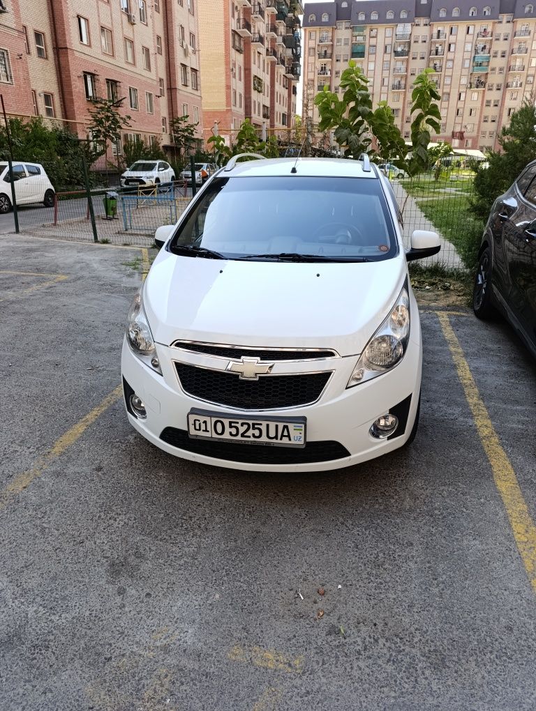 Автомобиль Спарк