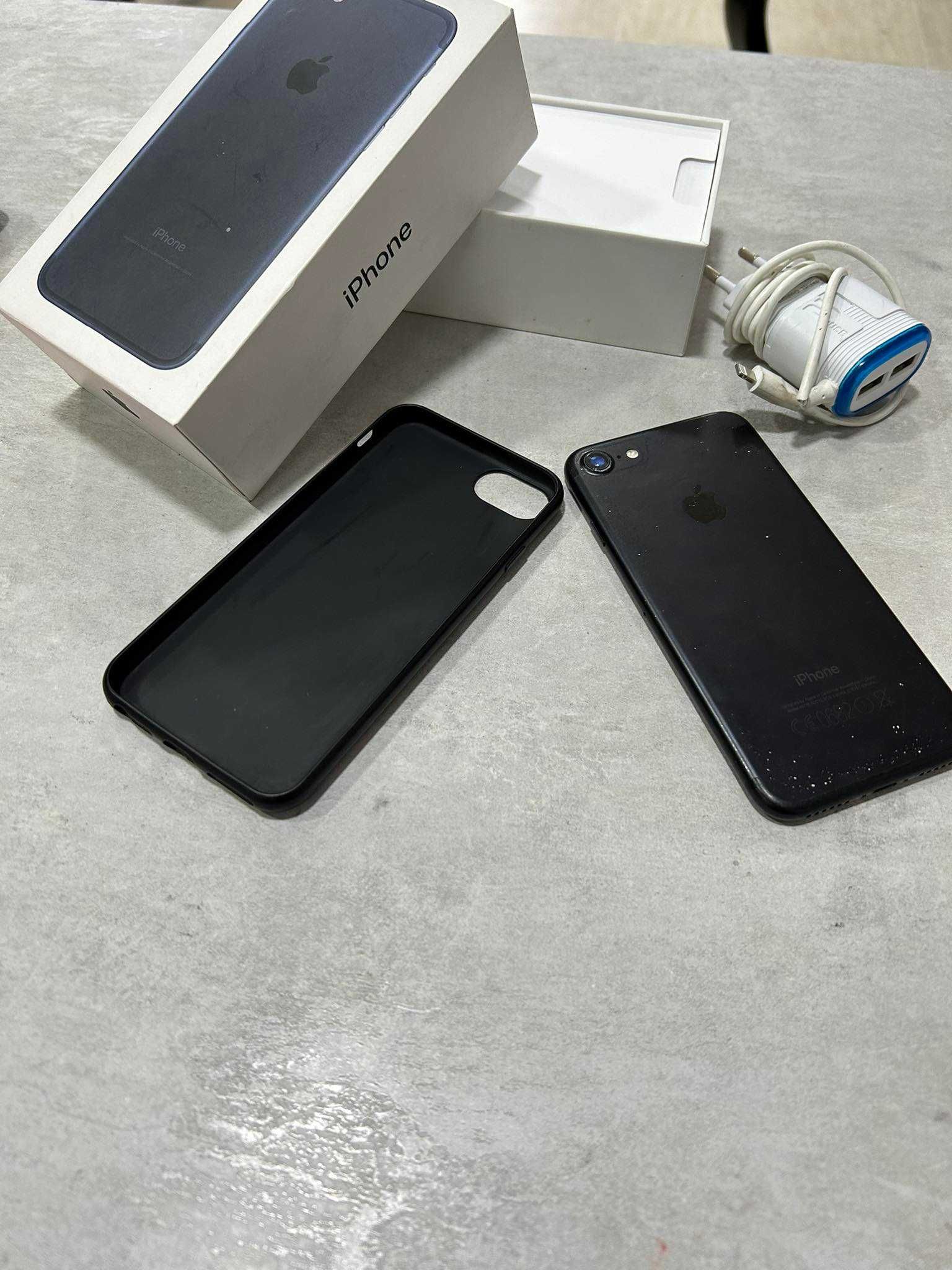 Iphone 7 32GB,Кутия,Перфектен