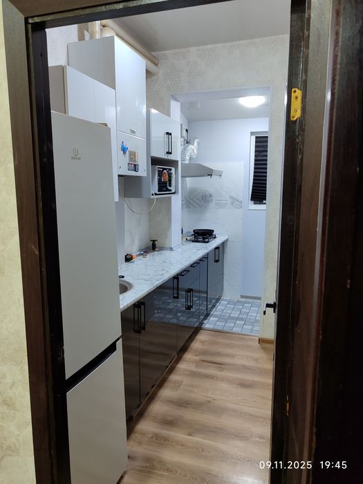 Продаётся 2 ком. Кв. 1 этаж.