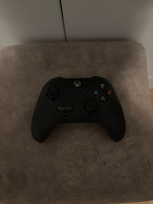 Xbox One Negru