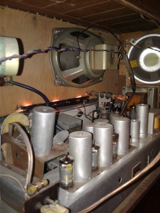 Radio vechi -Gerufon de Luxe -Ultra-Stereo 62w