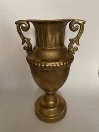 Vaza tip amphora