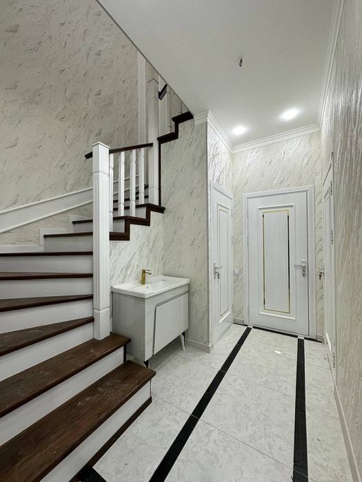 Сергилинский р-н Куйлюк масив 5 метро 9 бекатдан 300 метр Янги коттедж