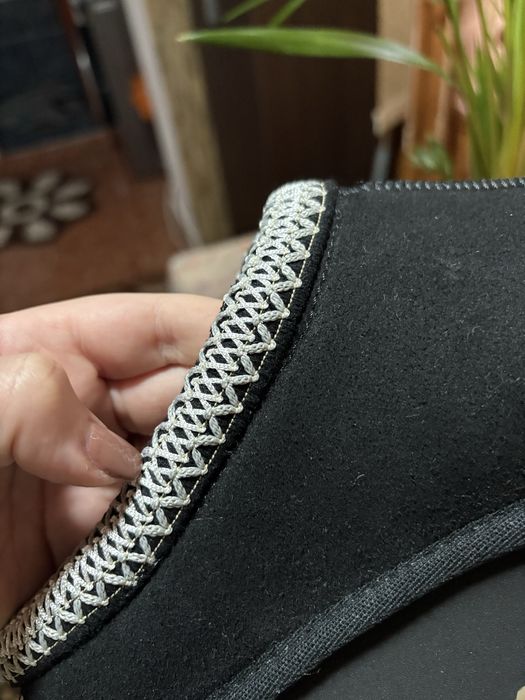 Papuci tazz ugg produs nou 36,37,38,41