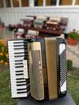 Acordeon Hohner Lucia III NOU, IMPECABIL