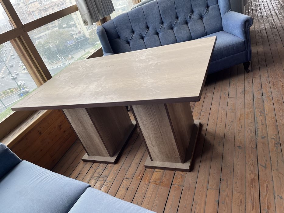 Стол дерево для кафе и ресторанов  оптом