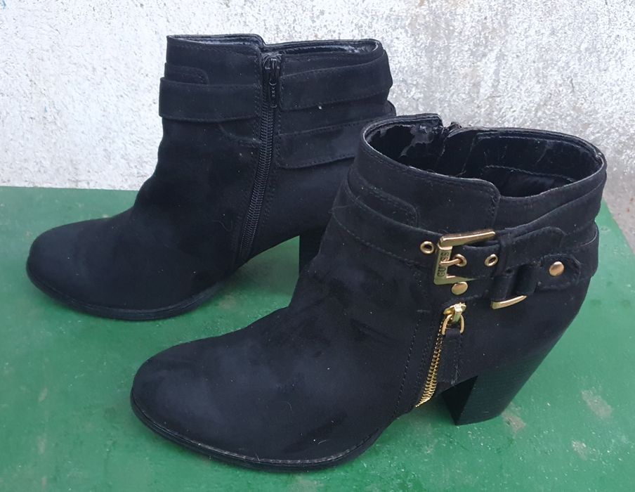 Cizme Guess catifea nr.39
