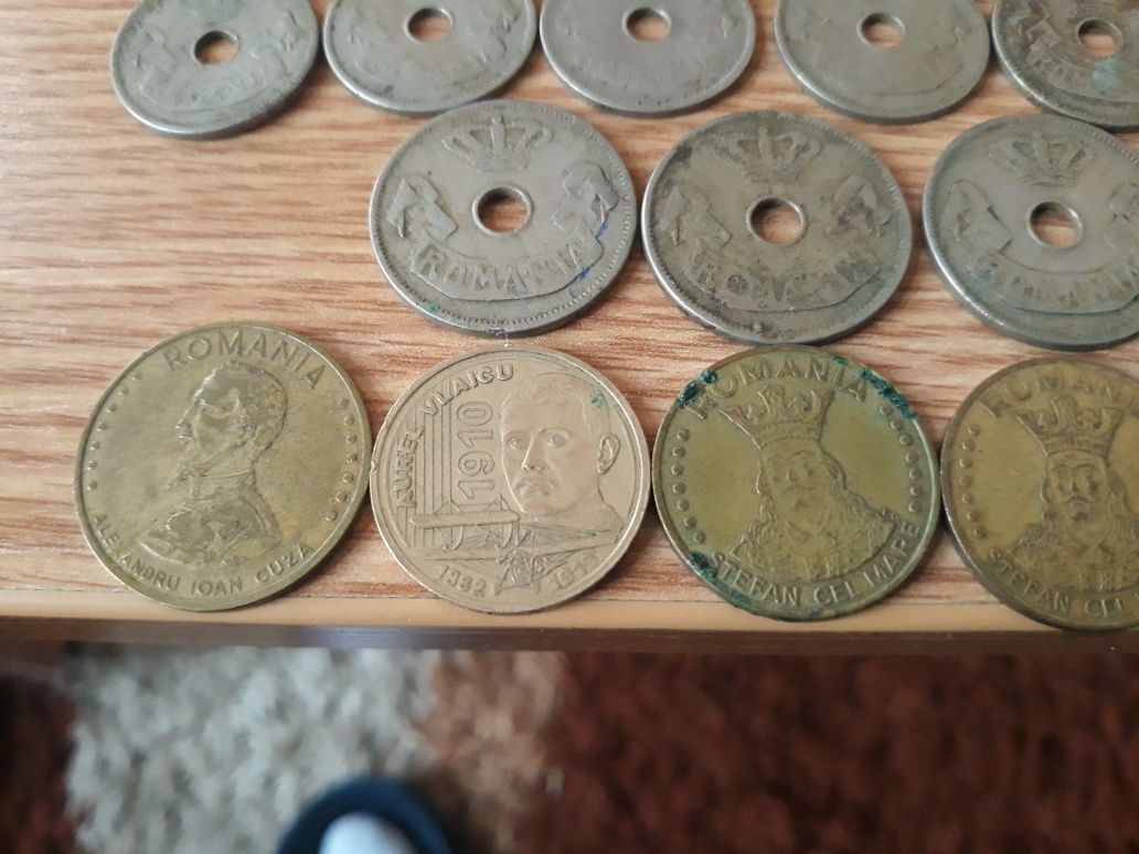 Monede vechi multe modele
