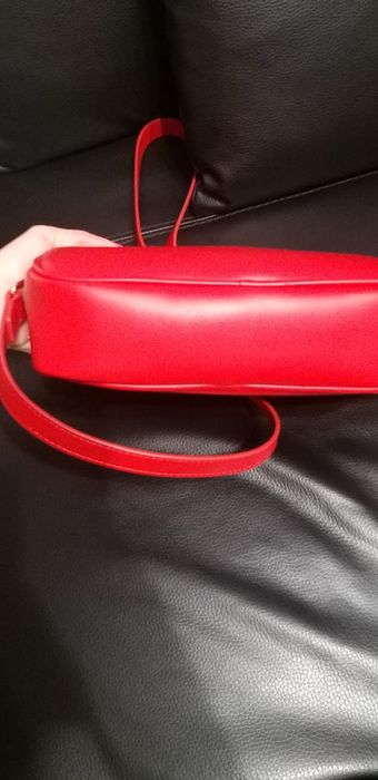 Чантичка Moschino