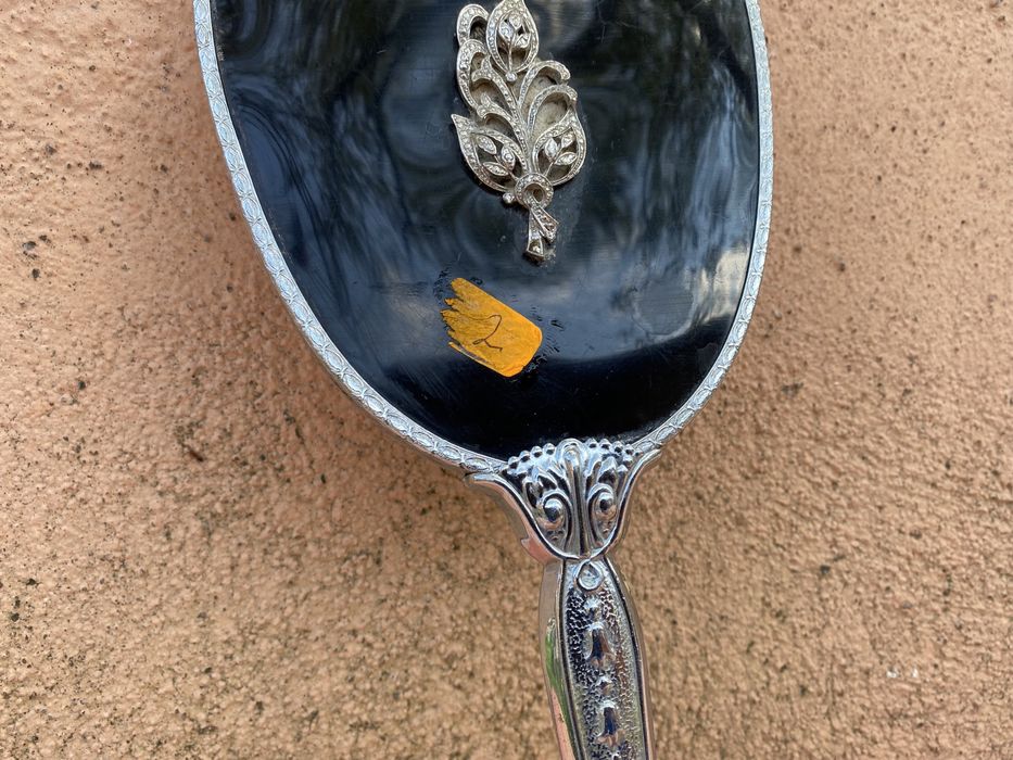 Старо английско огледало