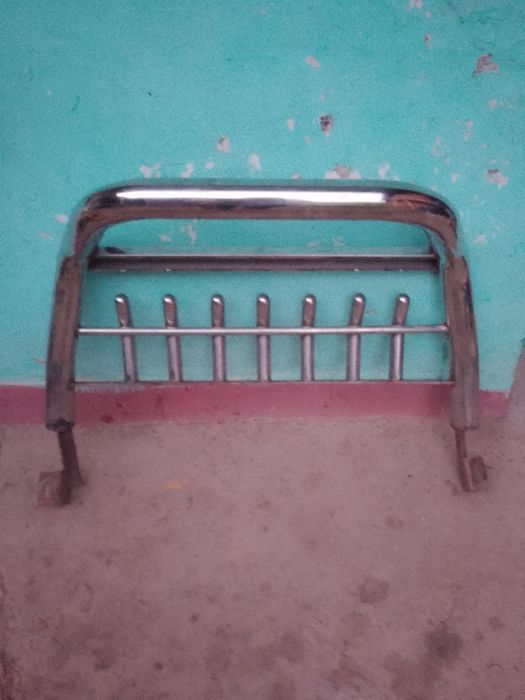 Vând bulbar Dacia Duster