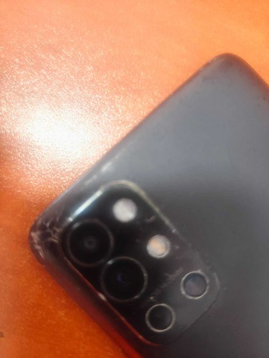 vand telefon uneplus 9r