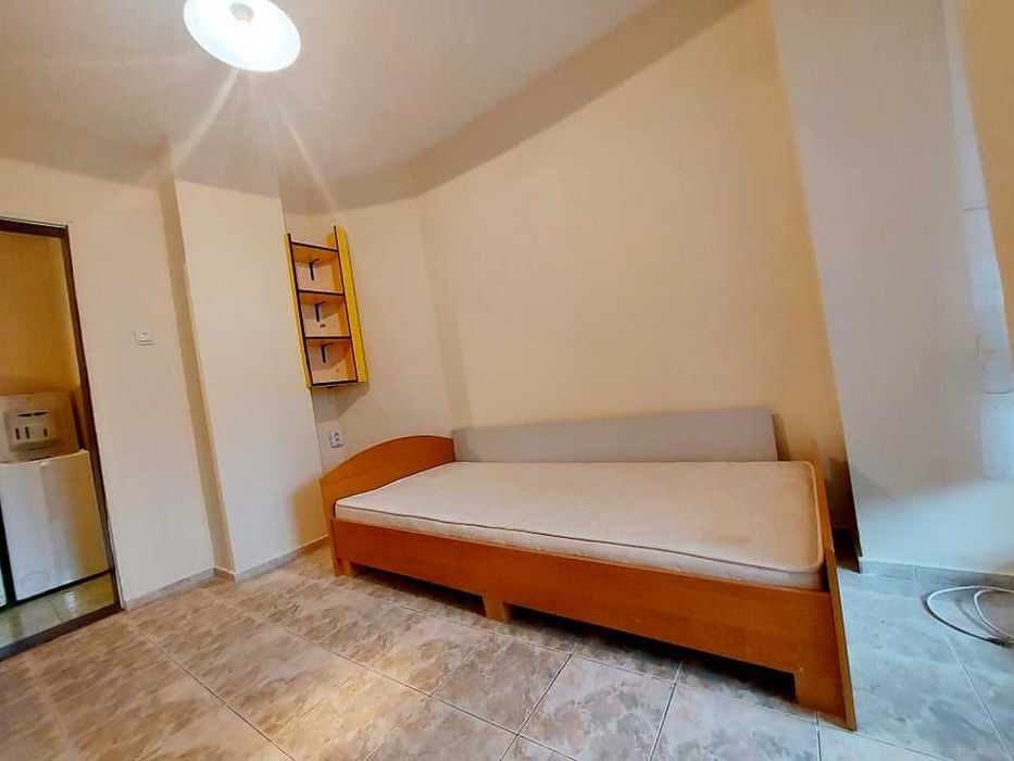 Дава се под наем Тристаен апартамент в Бургас, Възраждане - 33 кв.м за 408 € - Снимка #5