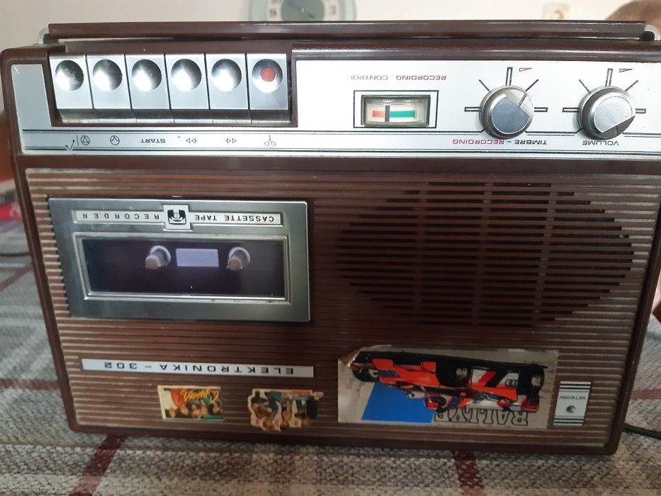 Casetofon Electronika 302 functionabil fara defecte ..