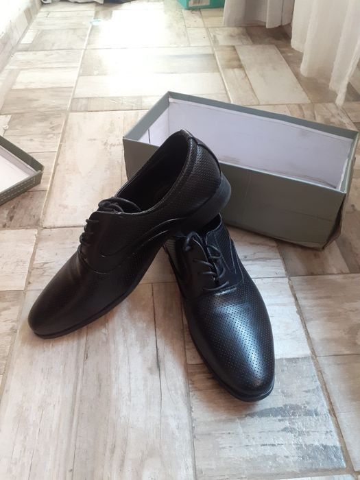 Pantofi barbati nr 40
