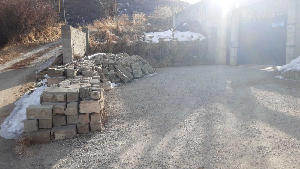 отдам старые б\у сломанные сплиттерные блоки