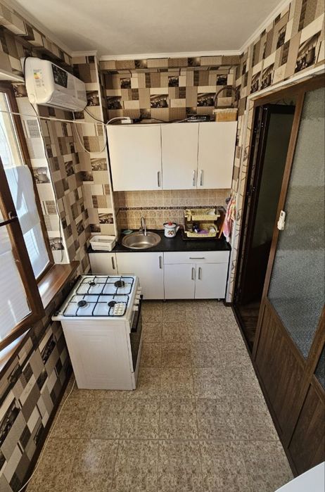 В М.Улугбекском р.Паркентский рынок сдается 1 комнатная квартира