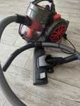 Aspirator fara sac Lehmann Tinosa 4000, in garantie
