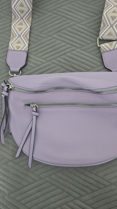 Geantă damă mov nouă