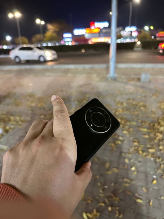 honor x9b 12/256 holati edial