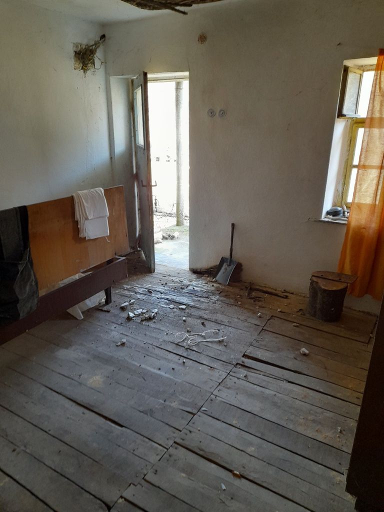 Продава се Къща в Пловдив, Тракия - 160 кв.м за 112 €/кв.м - Снимка #4