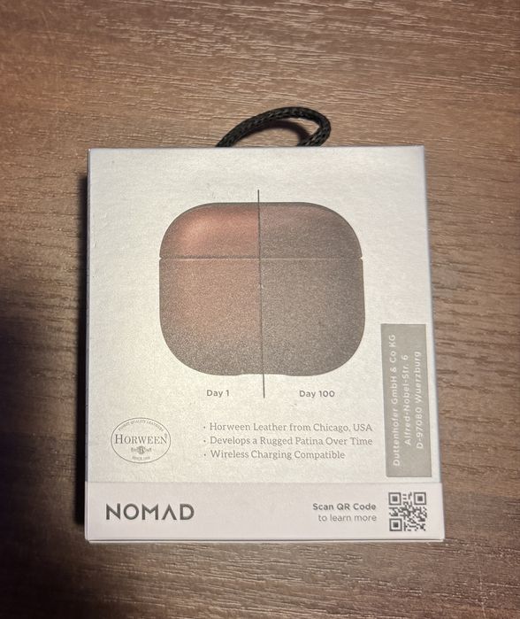 Husa NOMAD Airpods 3 ( Piele ) Nou!