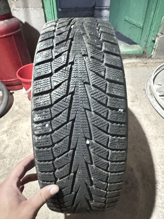 Продам шины всесезонку