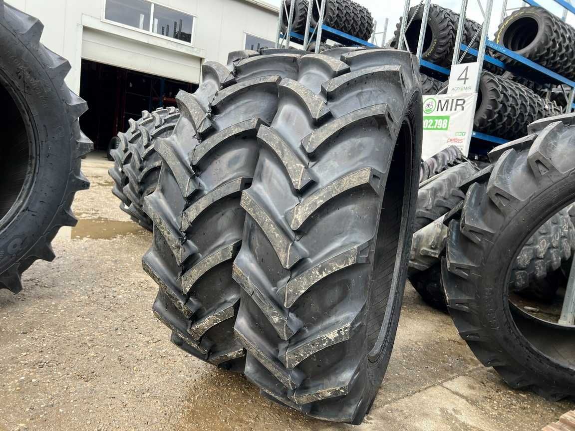 Cauciucuri noi 15.5-38 pentru tractor spate 12 pliuri livrare rapida