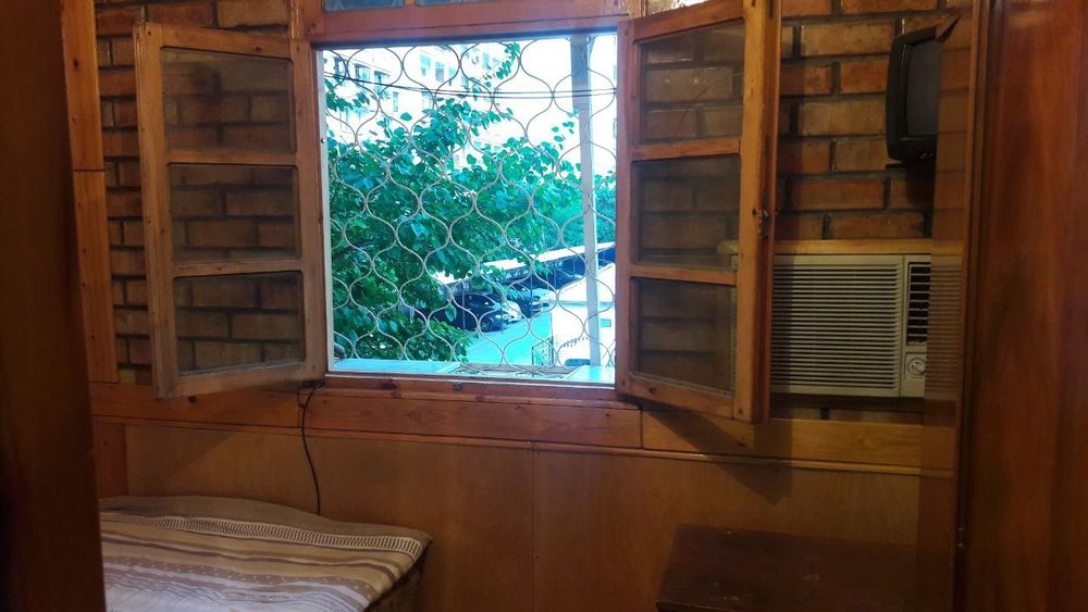 Srochni kvartira sotiladi