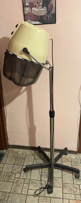 Фризьорска каска